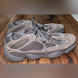 COPY - Size 13.5 Yeezy